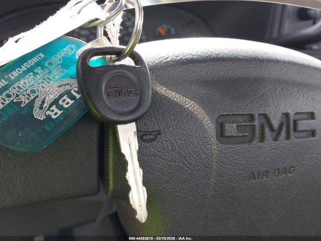 44363610 :رقم المزاد ، 1GTEC14V13Z262909 vin ، 2003 Gmc Sierra 1500 Work Truck مزاد بيع