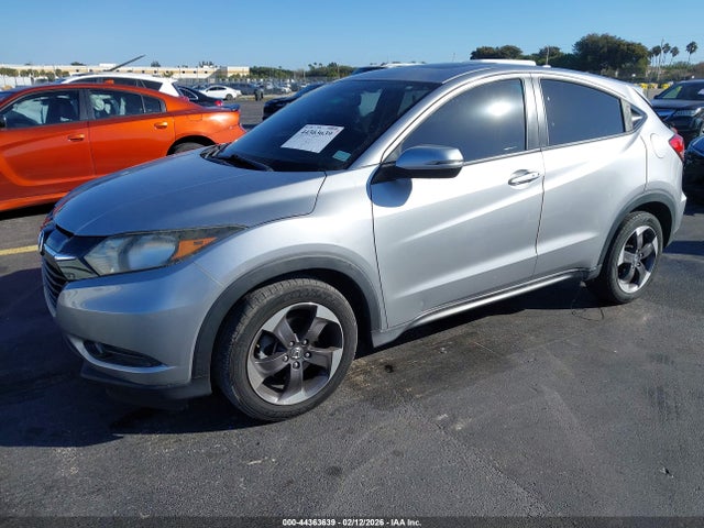 2018 HONDA HR-V 3CZRU5H58JG705872 Photo 1