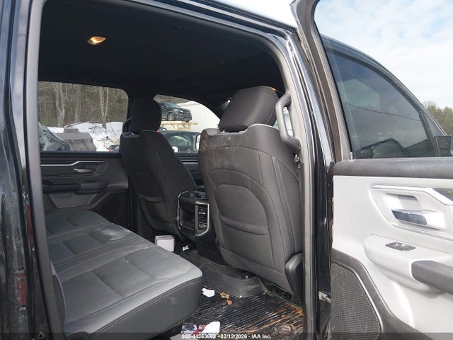 2022 RAM 1500 1C6SRFFT1NN145570 Photo 7