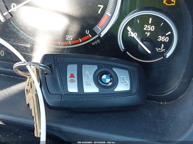 2016 BMW 550I WBAKN9C55GD961862 Photo 10