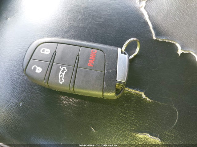 2019 CHRYSLER 300 2C3CCAGG0KH648762 Photo 10