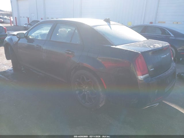 2019 CHRYSLER 300 2C3CCAGG0KH648762 Photo 2