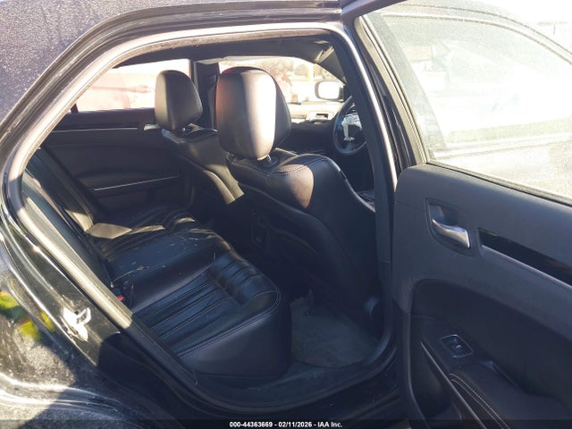 2019 CHRYSLER 300 2C3CCAGG0KH648762 Photo 7