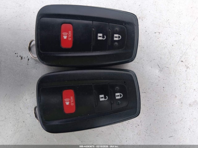 JTDKARFU4L3112758 Toyota Prius Le