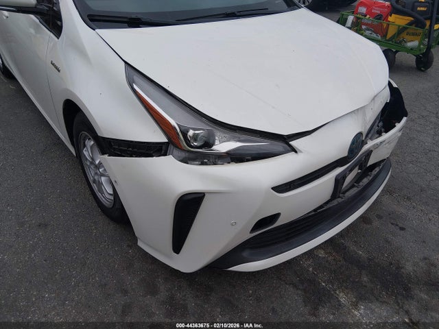 JTDKARFU4L3112758 Toyota Prius Le