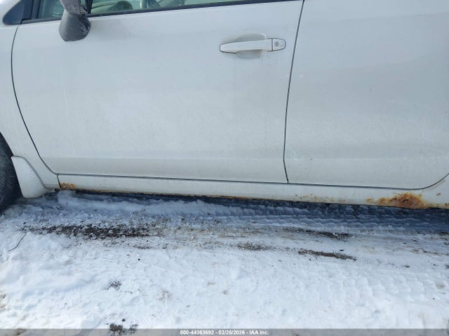 JF1GJAC60EH016392 Subaru Impreza 2.0i Premium