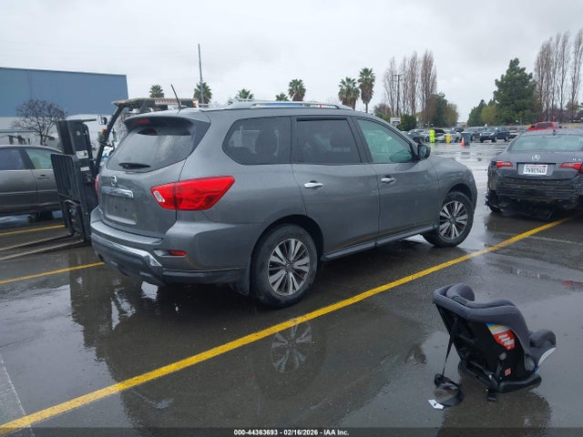 5N1DR2MN7JC610692 Nissan Pathfinder S