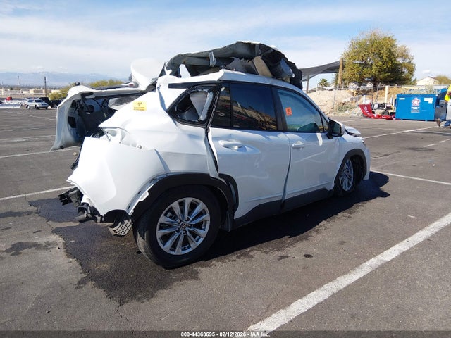 2023 TOYOTA COROLLA CROSS 7MUCAAAG7PV050984 Photo 3