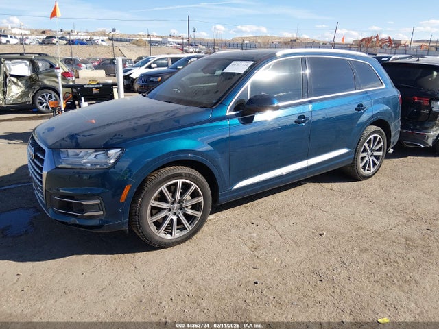 Audi Q7 55 Premium 2019 WA1LAAF77KD041283 Image 2