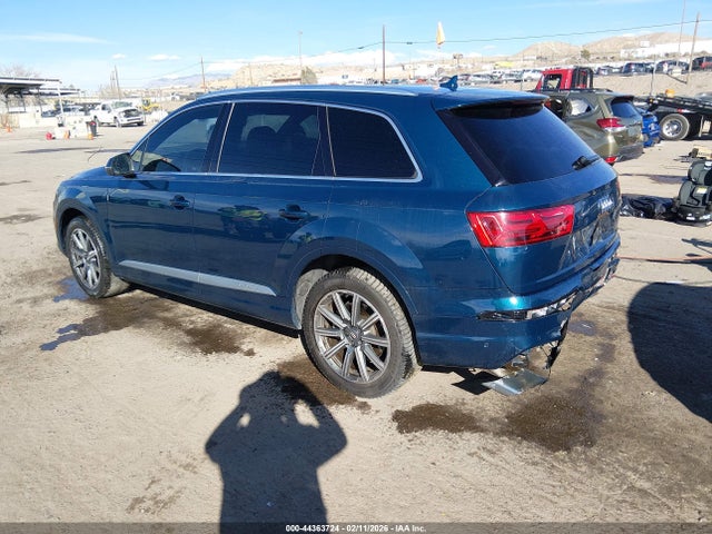 Audi Q7 55 Premium 2019 WA1LAAF77KD041283 Image 3