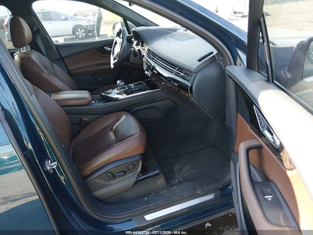Audi Q7 55 Premium 2019 WA1LAAF77KD041283 Image 5