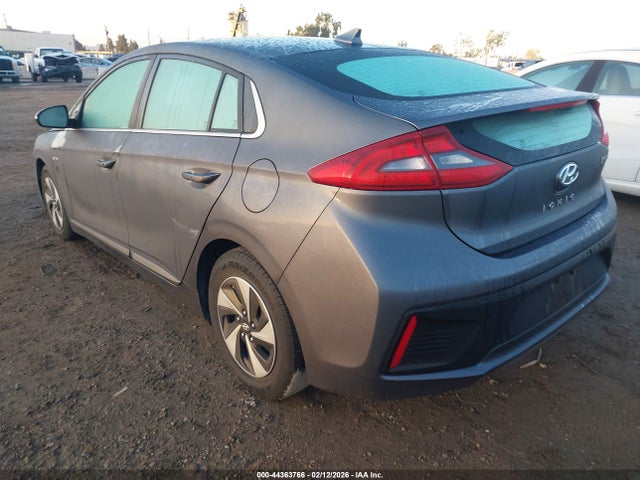 KMHC75LC1HU021967 Hyundai Ioniq Hybrid Sel