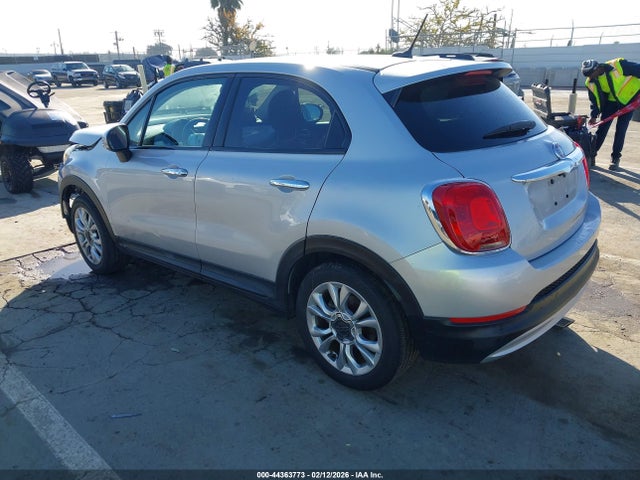 2016 FIAT 500X ZFBCFXBT0GP347795 Photo 2