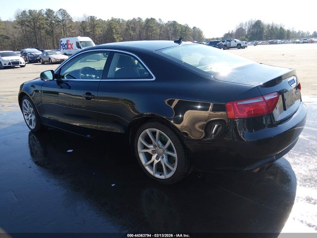 2012 AUDI A5 WAUCFAFR4CA004135 Photo 2