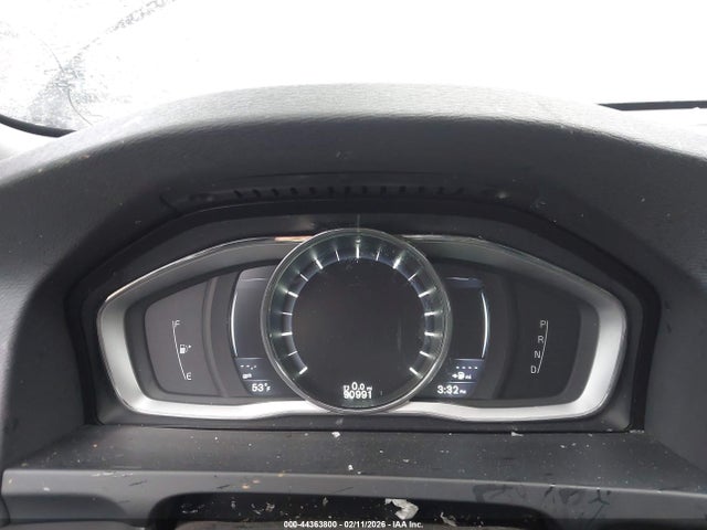 YV126MFM1F2358403 Volvo S60 T5 Platinum
