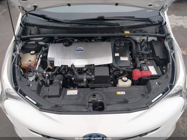 JTDKBRFU3J3070061 Toyota Prius Two