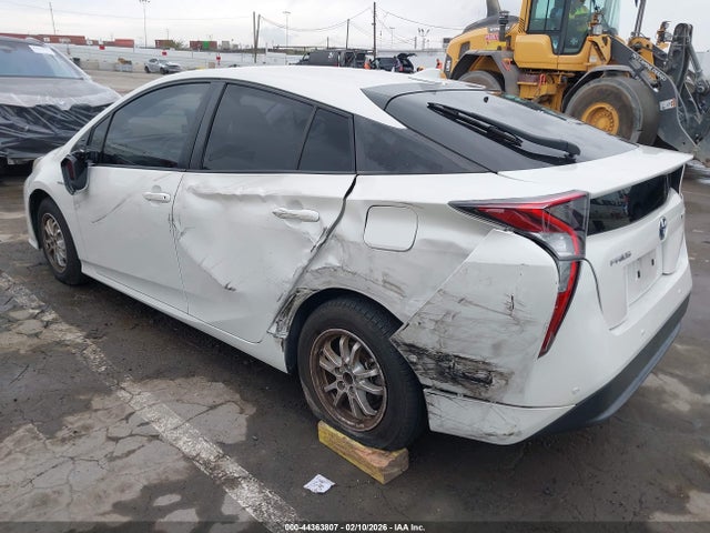 JTDKBRFU3J3070061 Toyota Prius Two