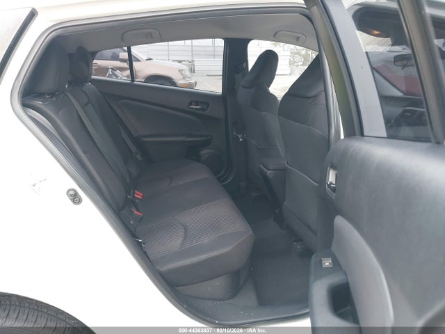 JTDKBRFU3J3070061 Toyota Prius Two