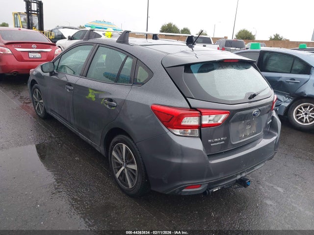 4S3GTAA68J3710830 Subaru Impreza 2.0i
