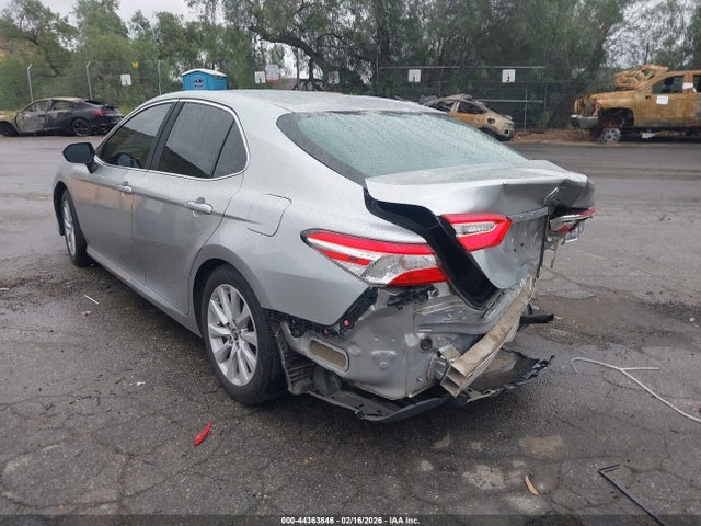 JTNB11HK3J3011085 Toyota CAMRY LE
