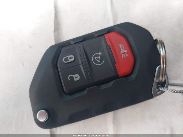 1C4RJXP64RW191584 Jeep Wrangler 4xe Sahara 4xe