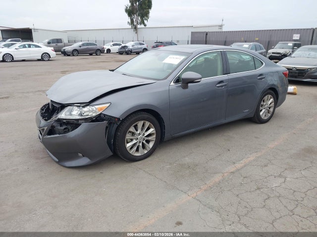 2015 LEXUS ES 300H JTHBW1GG3F2095875 Photo 1