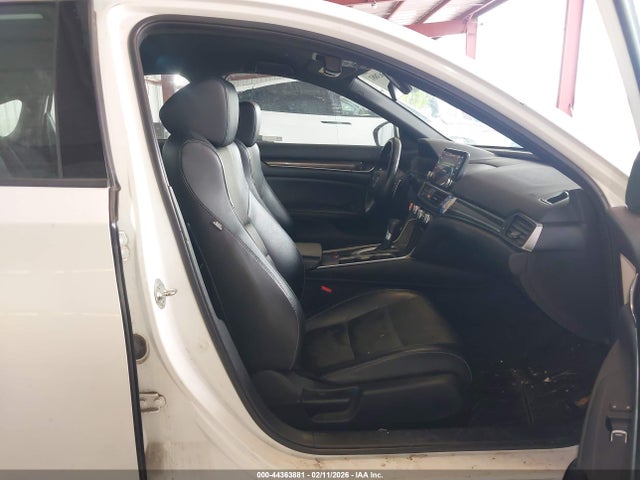 1HGCV1F36JA242469 Honda Accord Sport