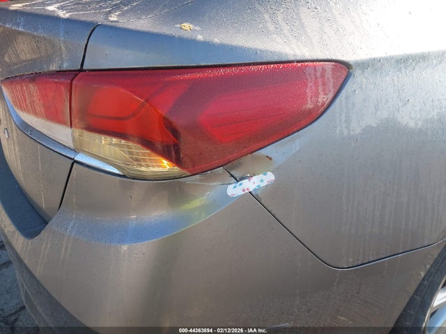Hyundai SONATA SE 2019 5NPE24AF3KH746801 Image 18