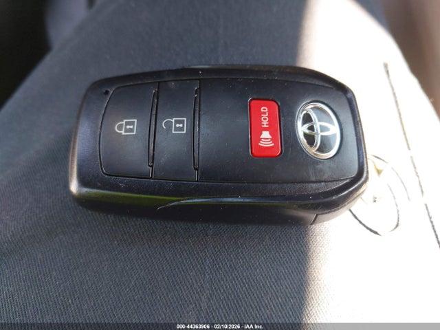 Aukcja sprzedaży 2023 Toyota Corolla Cross Le, vin: 7MUCAABG7PV070389, numer aukcji: 44363906