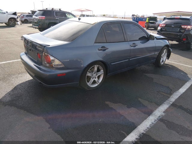 2004 LEXUS IS 300 JTHBD192140093736 Photo 3