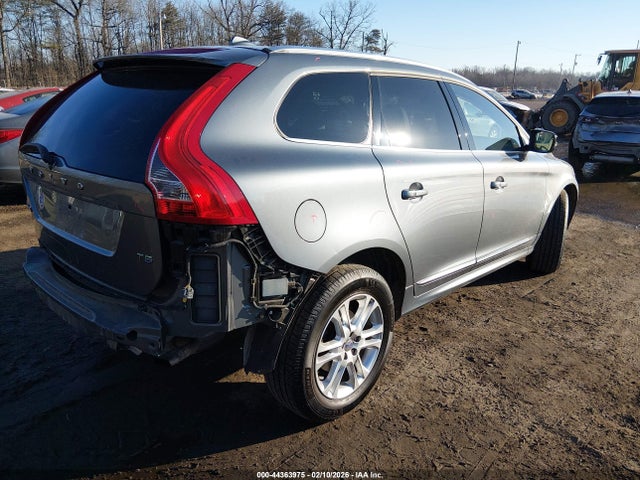 2016 VOLVO XC60 YV440MDK7G2787643 Photo 3