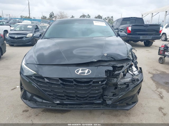 KMHLM4AG3PU530031 Hyundai ELANTRA SEL