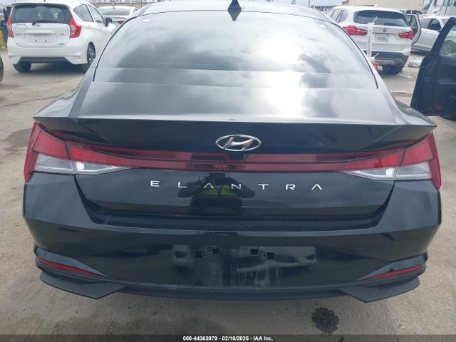 KMHLM4AG3PU530031 Hyundai ELANTRA SEL