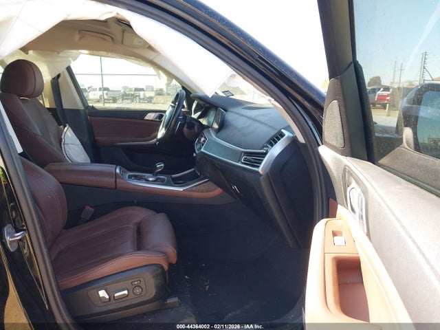 2022 BMW X7 5UXCW2C03N9L05707 Photo 4