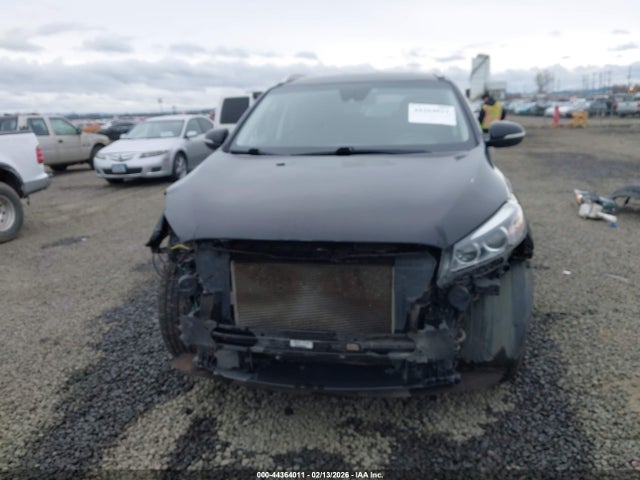 5XYPGDA55JG416942 KIA Sorento 3.3l Lx