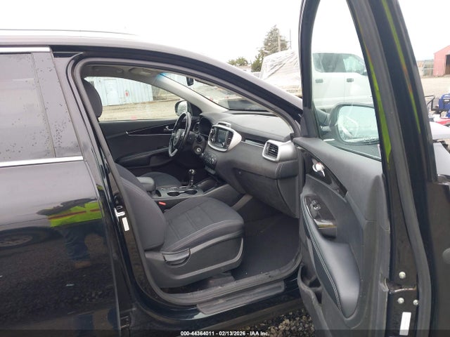 5XYPGDA55JG416942 KIA Sorento 3.3l Lx