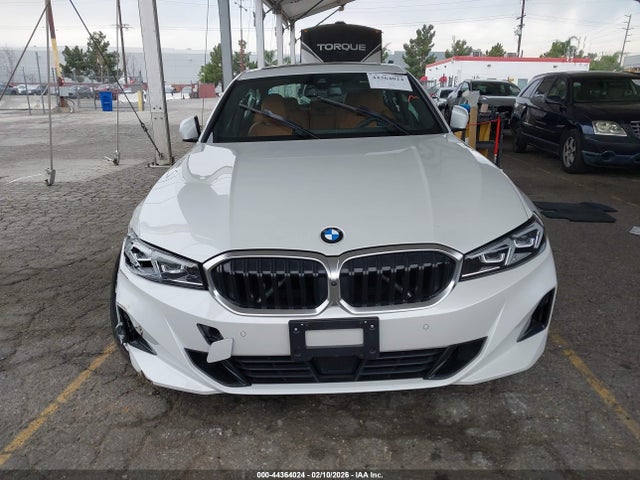 44364024 :رقم المزاد ، 3MW69CW02S8F70046 vin ، 2025 Bmw 330i مزاد بيع