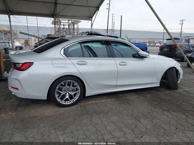 44364024 :رقم المزاد ، 3MW69CW02S8F70046 vin ، 2025 Bmw 330i مزاد بيع