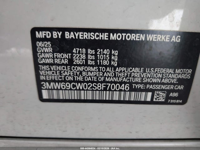 44364024 :رقم المزاد ، 3MW69CW02S8F70046 vin ، 2025 Bmw 330i مزاد بيع