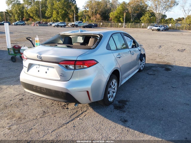 2026 TOYOTA COROLLA HYBRID JTDBCMFE8T3124823 Photo 3