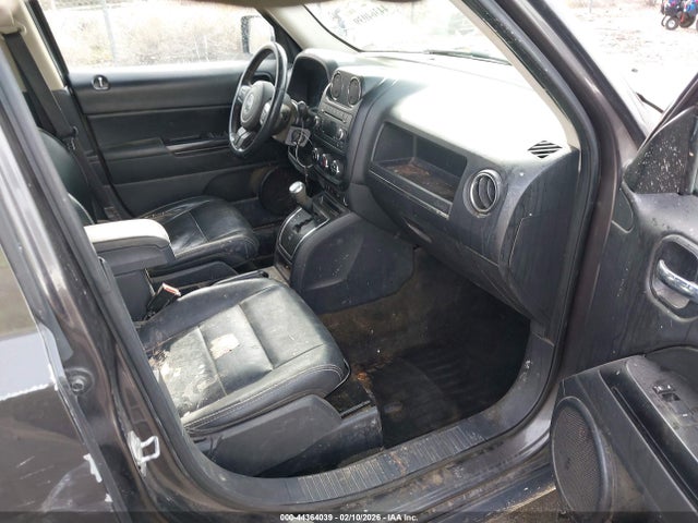 44364039 :رقم المزاد ، 1C4NJPFA0GD613217 vin ، 2016 Jeep Patriot High Altitude Edition مزاد بيع