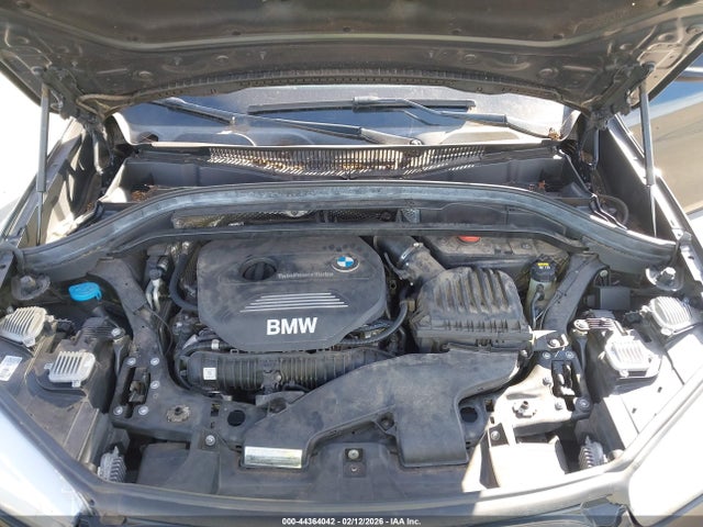 2016 BMW X1 WBXHT3C37GP889739 Photo 9