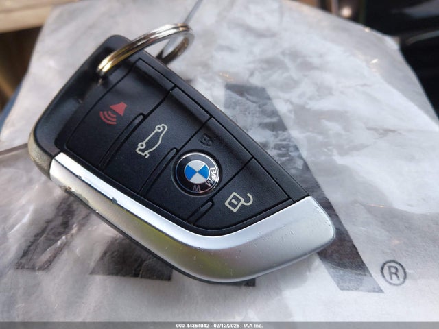 2016 BMW X1 WBXHT3C37GP889739 Photo 10