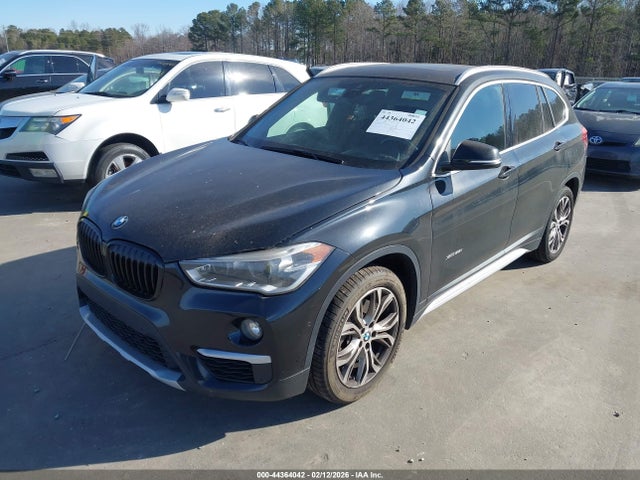 2016 BMW X1 WBXHT3C37GP889739 Photo 1