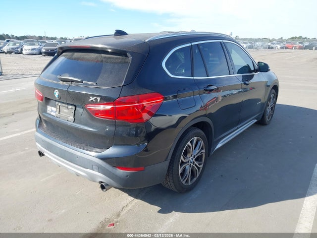 2016 BMW X1 WBXHT3C37GP889739 Photo 3