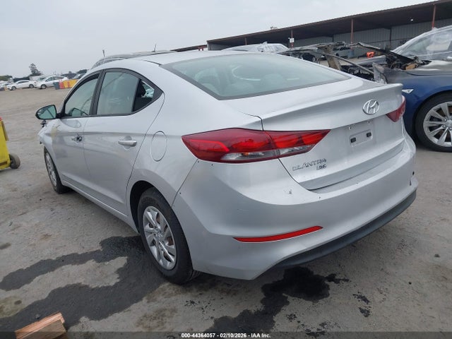 KMHD74LF9JU679003 Hyundai ELANTRA SE
