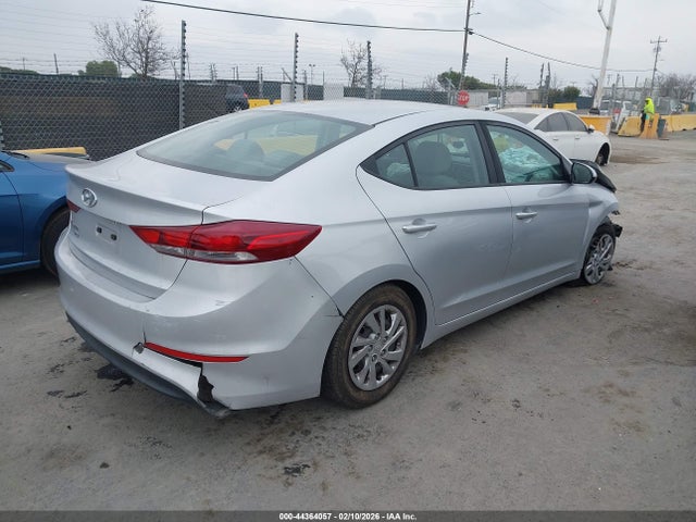 KMHD74LF9JU679003 Hyundai ELANTRA SE