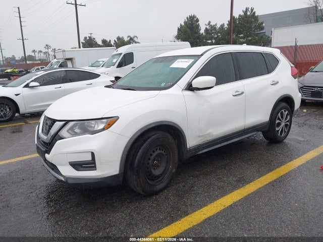 Nissan ROGUE S 2017 KNMAT2MV7HP576989 Image 2