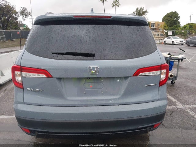 5FNYF5H2XNB018017 Honda Pilot 2wd Special Edition
