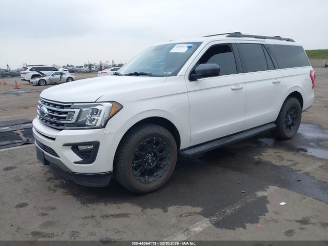 Ford Expedition Max Xlt 2018 1FMJK1HT7JEA30552 Image 2